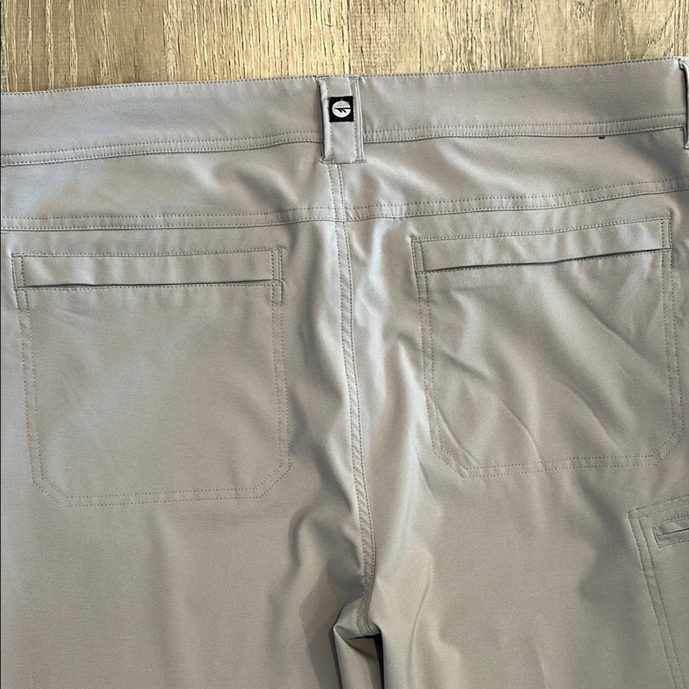 Men’s Hi-Tec Gray Chinos Modern Casual Style - Picture 4 of 6